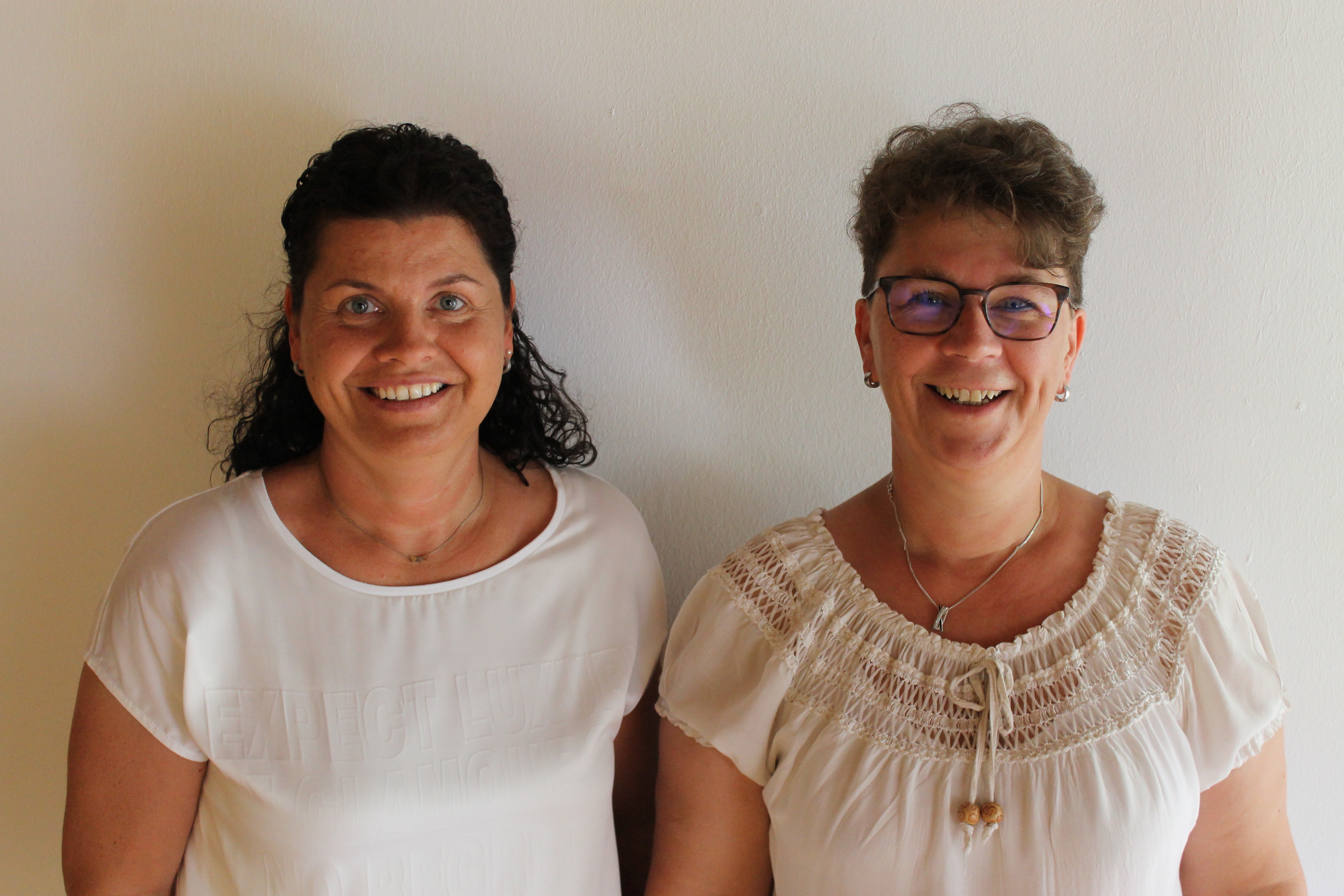 Kerstin Deschner und Anja Hey, vhs Sand