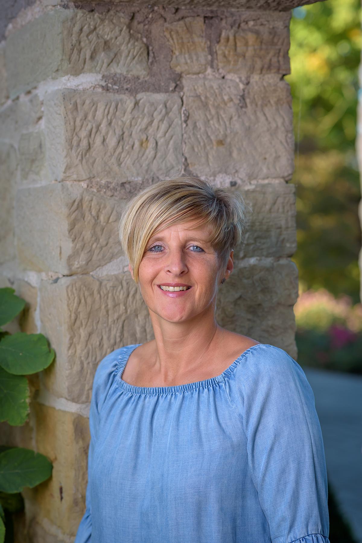 Sandra Schlee, Verwaltung, Anmeldung, Marketing